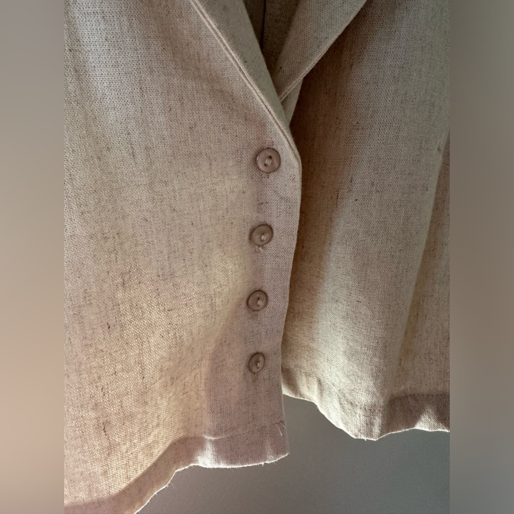 Cropped button up - Picture 2 of 4